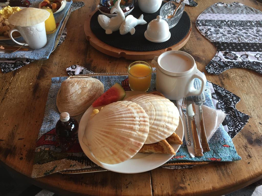Seawatch Bed & Breakfast Bed & Breakfast Halifax Bagian luar foto